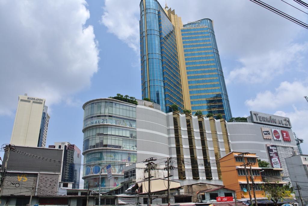 Liveitup Asok By D Varee Bangkok Exterior foto